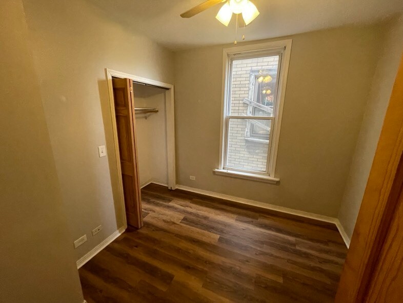 Bed #2 - 3047 N Troy St