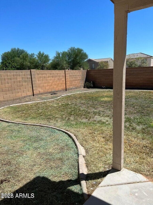 Building Photo - 12421 W Pershing St