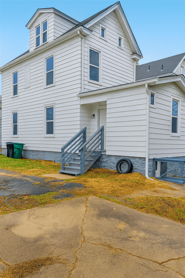 Building Photo - 1147 Homeside Ave