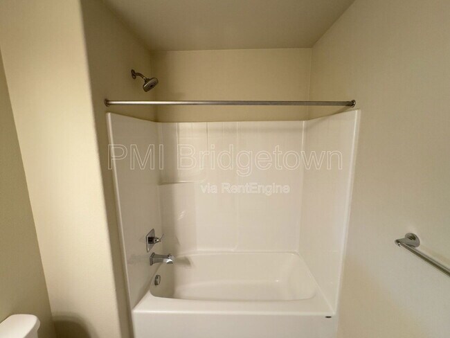 Building Photo - 16401 NW Chadwick Way