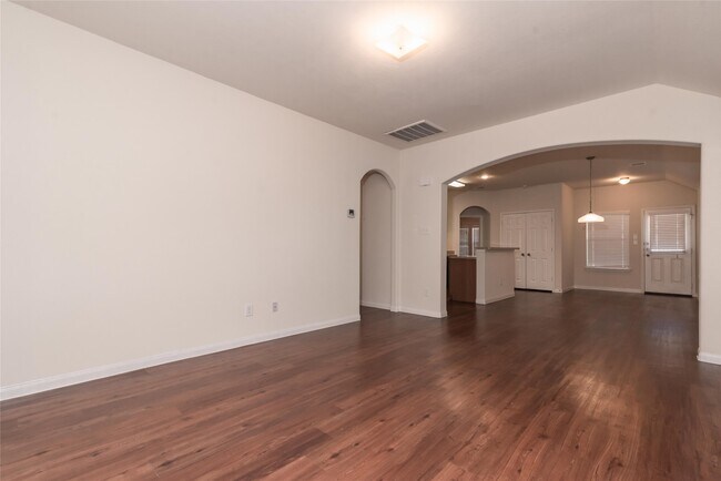 Building Photo - 5610 Amelia Plantation Dr
