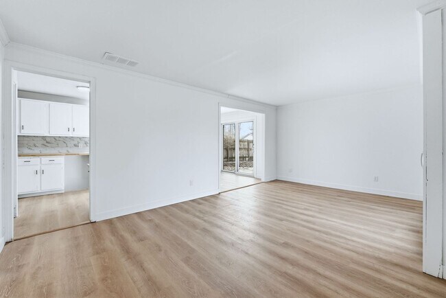 Building Photo - COMING SOON - 3 Bedroom house with updated features and fenced in yard!