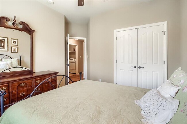 Building Photo - 30617 Chi Chi Dr