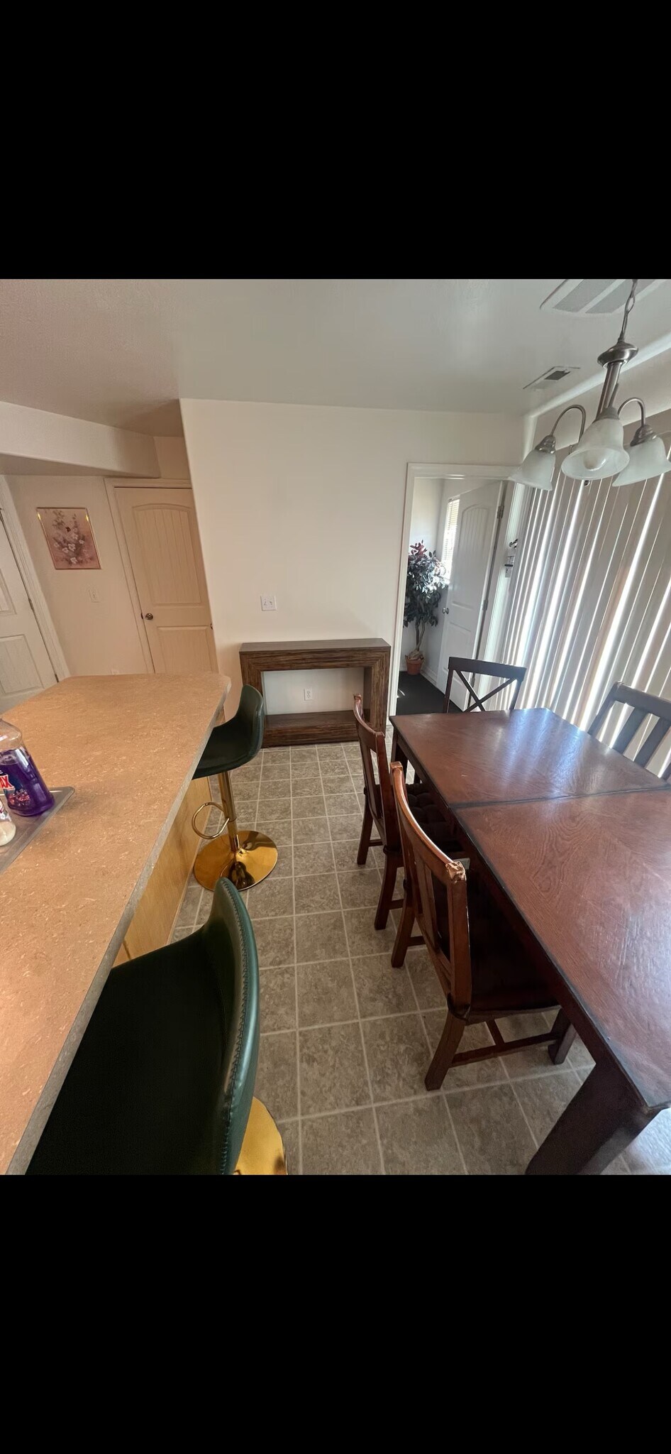 Building Photo - 1602 N Stevens Dr