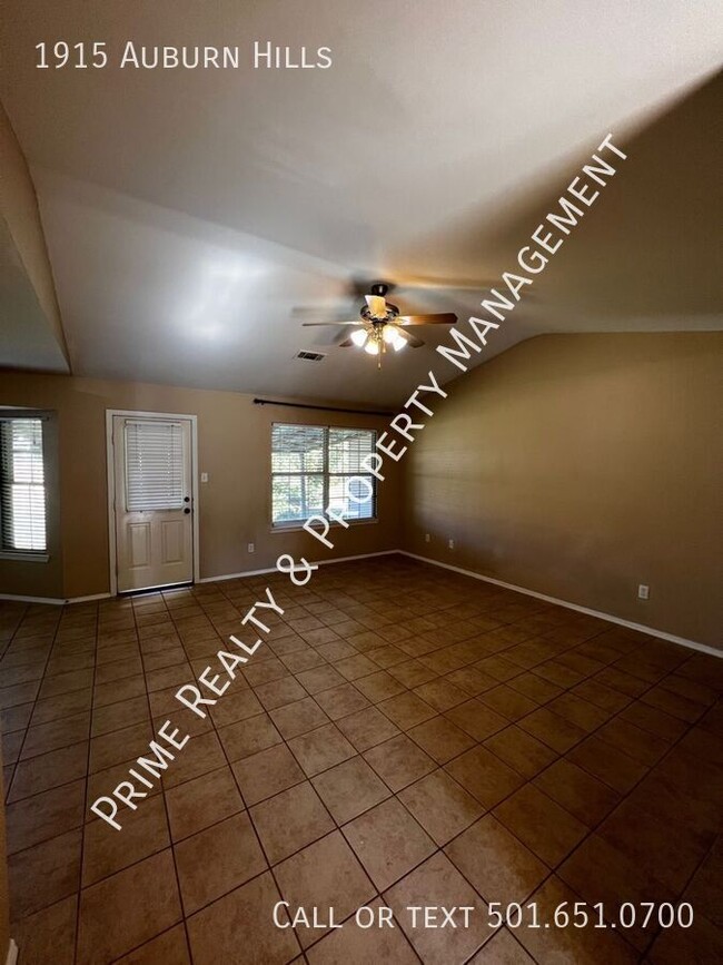 Building Photo - 1915 Auburn Hills Dr