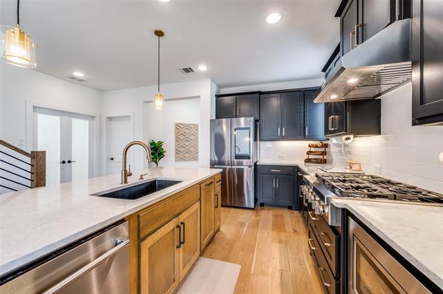 Building Photo - 8433 Colburn