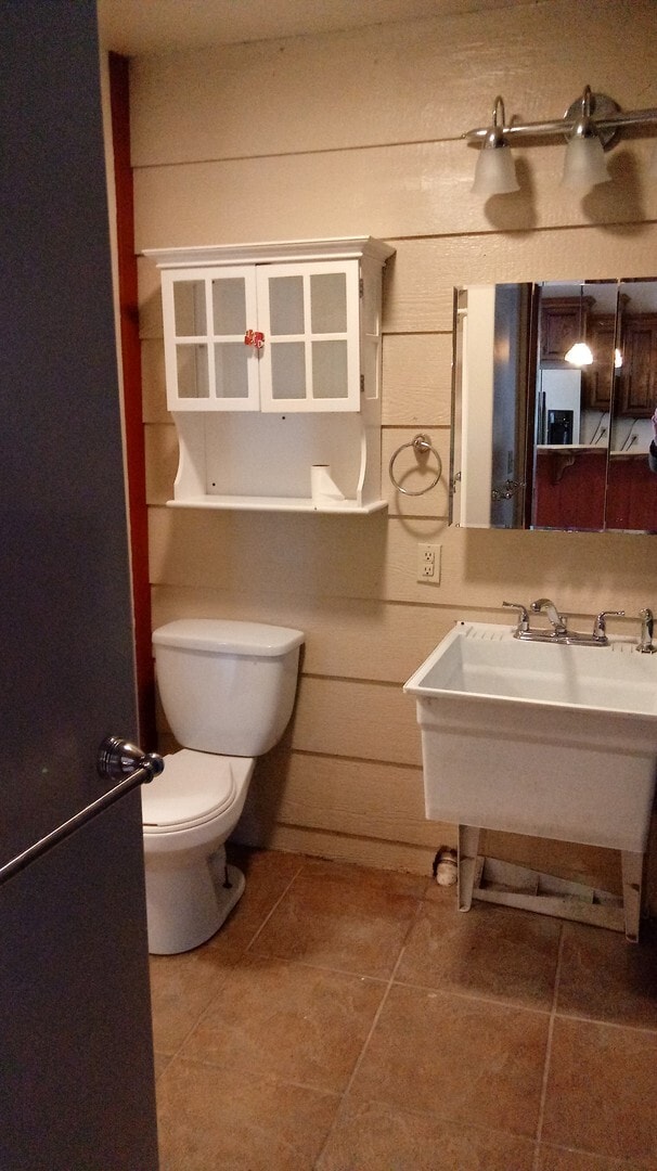 Building Photo - Amazing Country property!