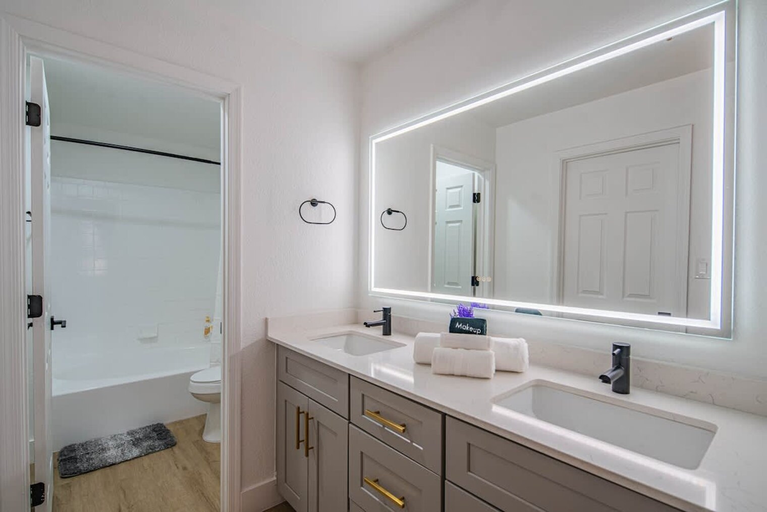 Building Photo - 7900 E Princess Dr