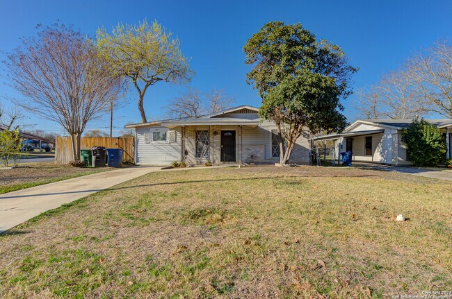 Building Photo - 3503 Sun Beam Ln