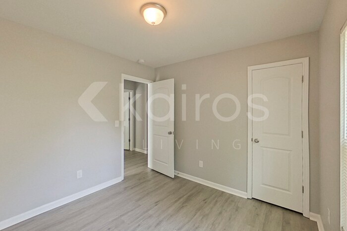 Building Photo - 302 Cedar Ridge