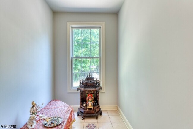 Building Photo - 12 Fieldflower Dr