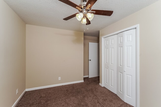 Building Photo - 754 Cedar Crest Ln