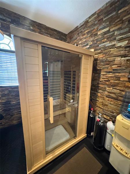 Building Photo - 1464 SW 28th Ave