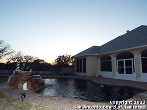 Building Photo - 414 Shannon Ridge Dr