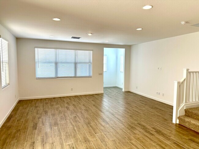 Building Photo - Amazing NEWER Lennar home in Hawes Crossing