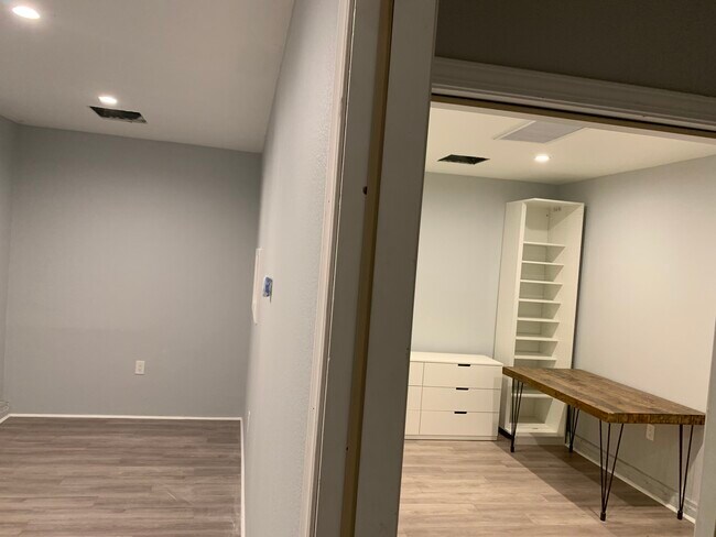 Garage inside split 2 rooms - 7811 Paso Robles Ave