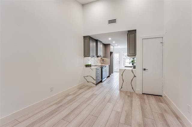 Building Photo - 13702 Flagstone Ln