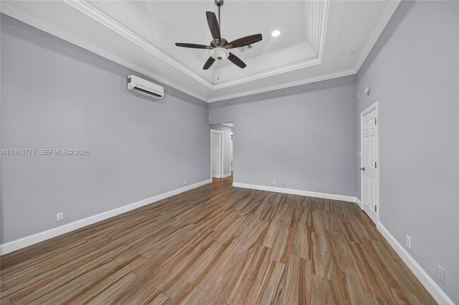 Building Photo - 2801 Coral Shores Dr