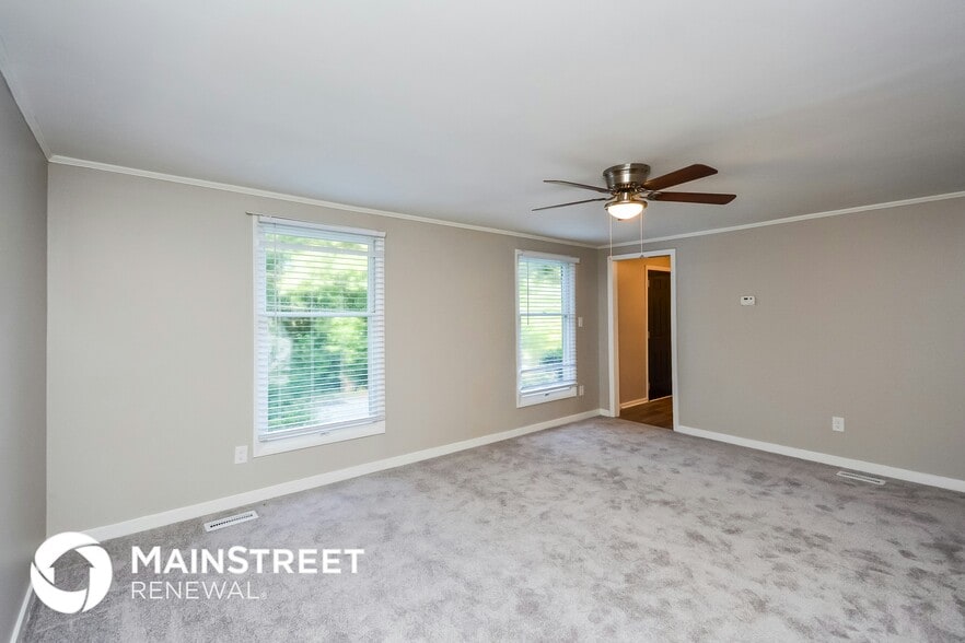 Building Photo - 3838 Valpariso Cir