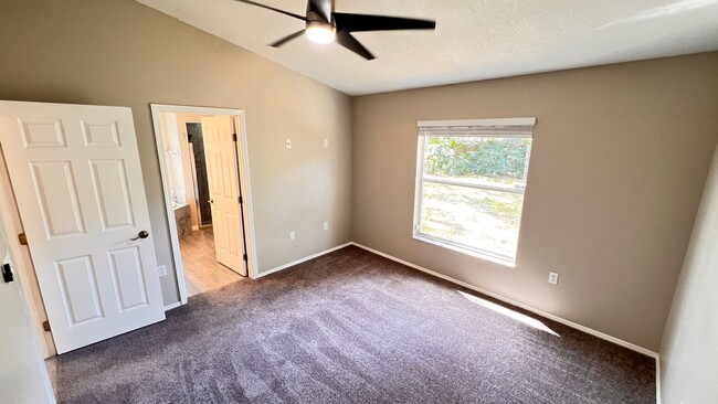 Building Photo - BEAUTIFUL 3 Bedroom 2 Bathroom home in Apopka