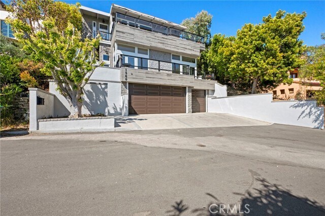Building Photo - 1560 Sunset Ridge Dr