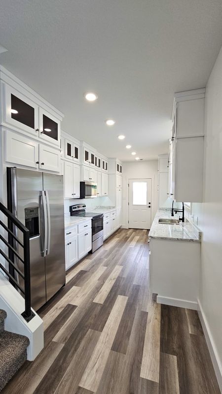 Building Photo - 4009 Stoke Dr