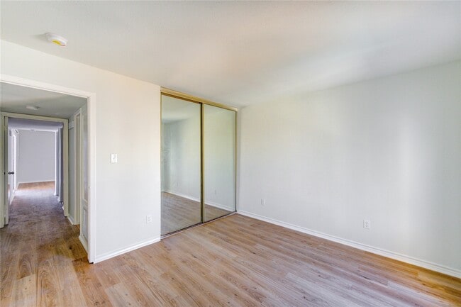 Building Photo - 6401 Deihl Rd