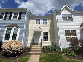 Building Photo - 109 Powhatan Ct