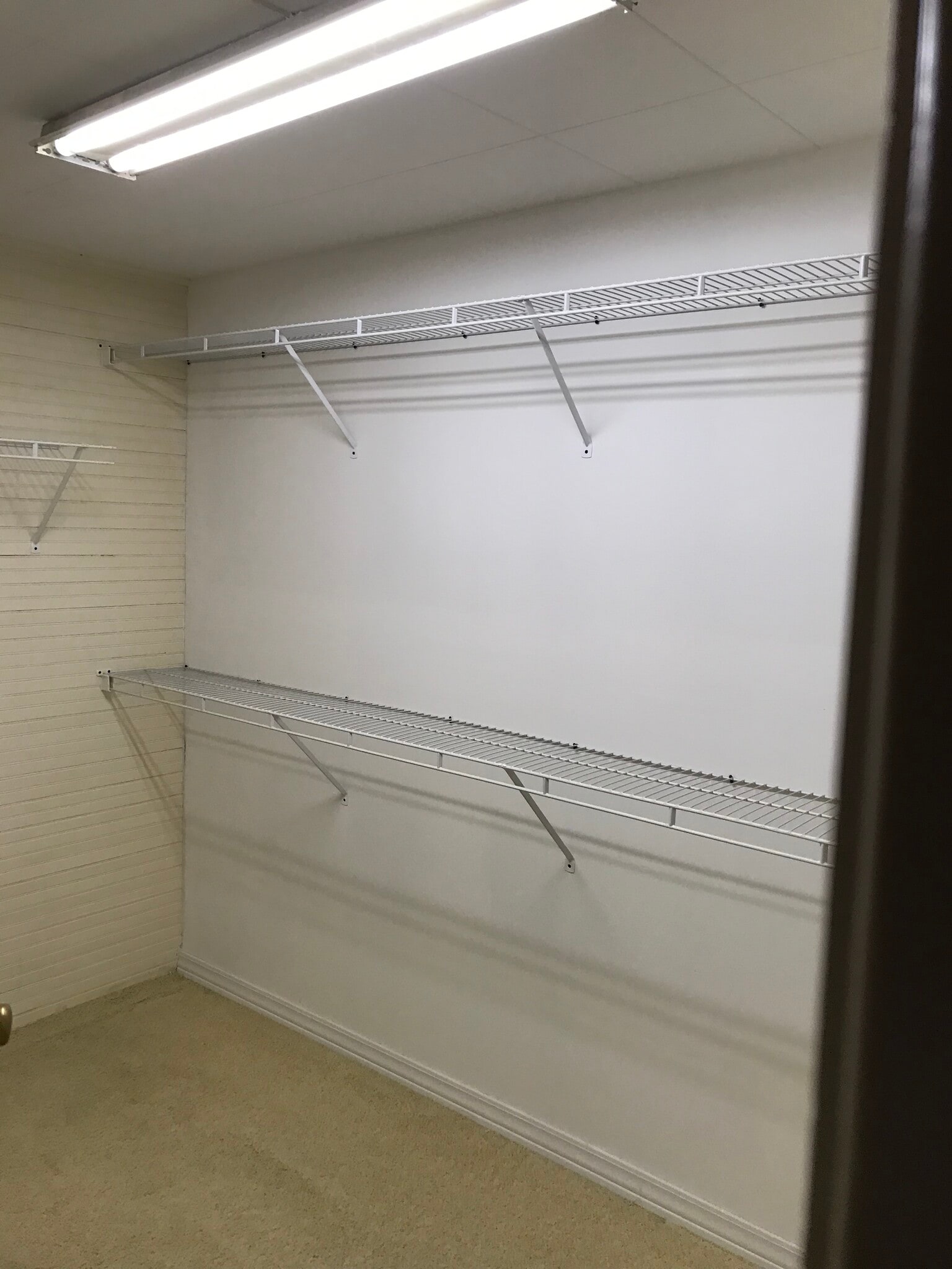 Building Photo - 801 S Main St