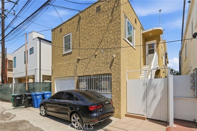 Building Photo - 167 Bay Shore Ave