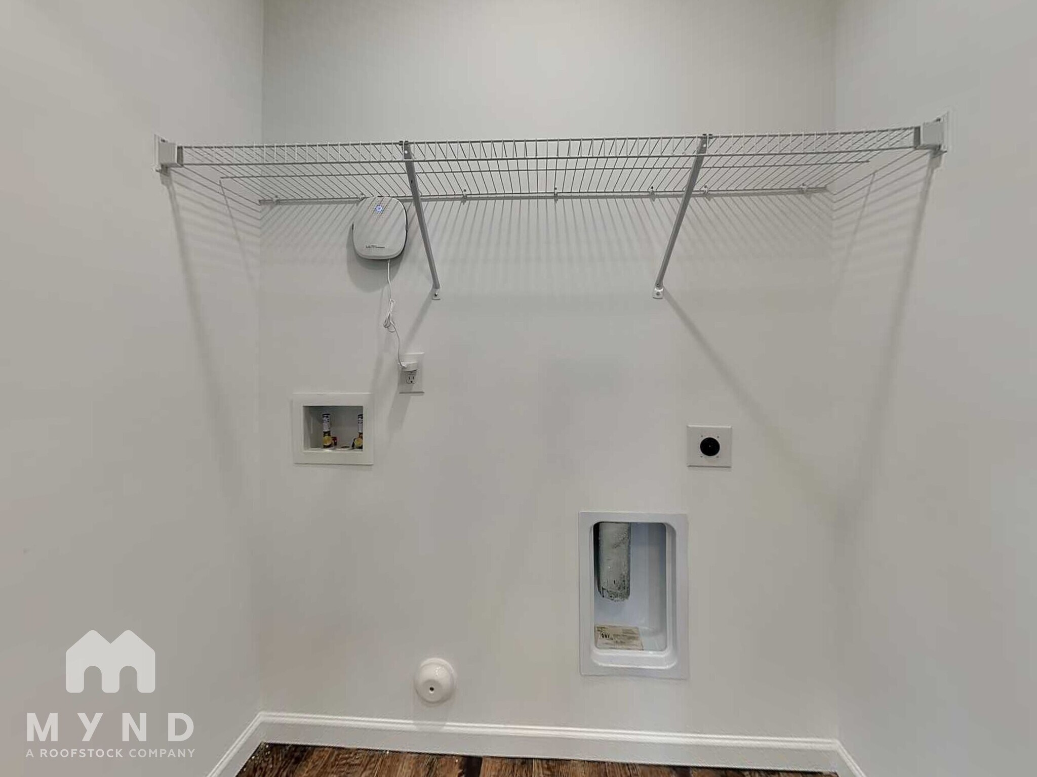 Building Photo - 803 The Heights Ln