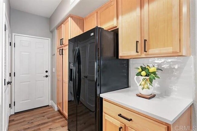 Building Photo - 1436 Clearview Way