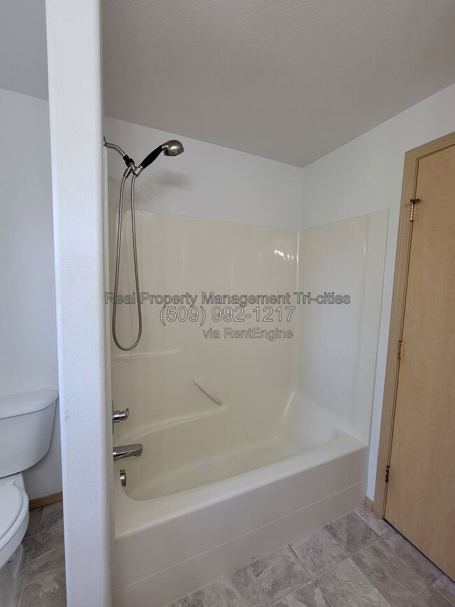 Building Photo - 2665 Dornoch Pl