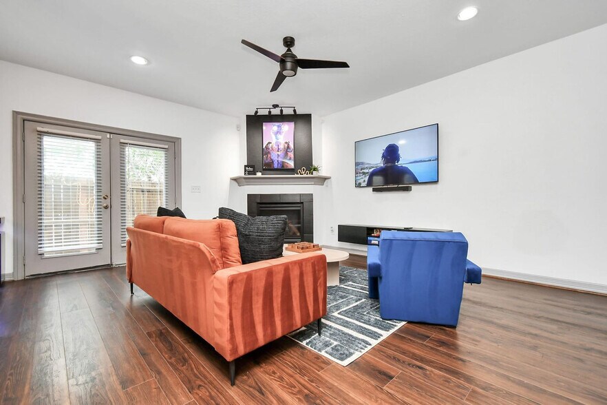 Building Photo - 2905 Baer St