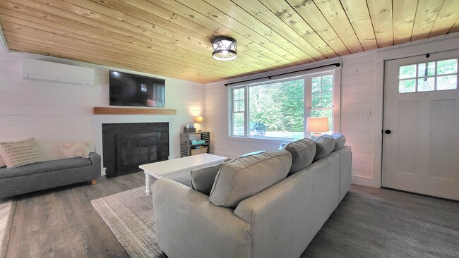 Building Photo - 285 Berwick Rd