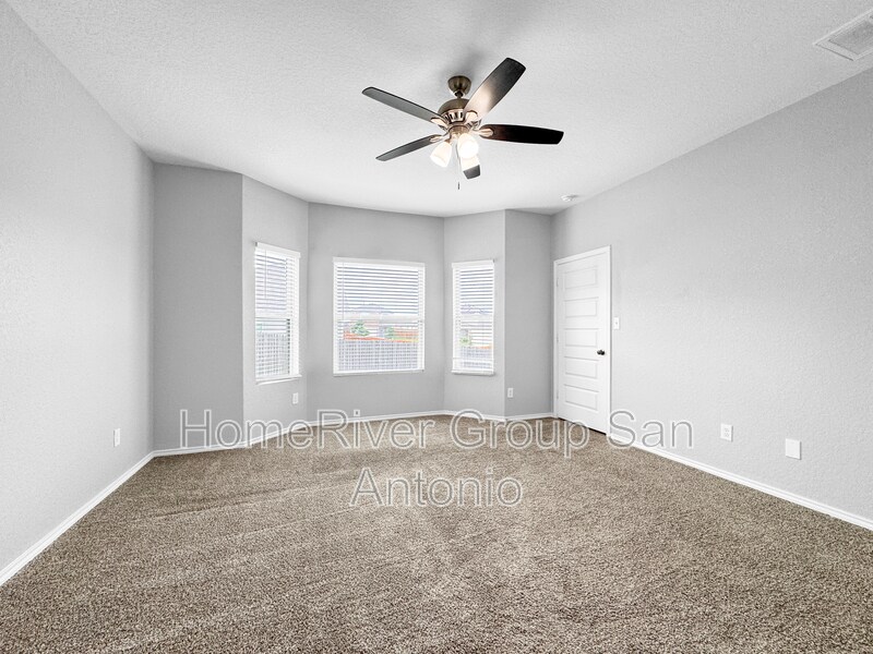 Building Photo - 13541 Lily Ln