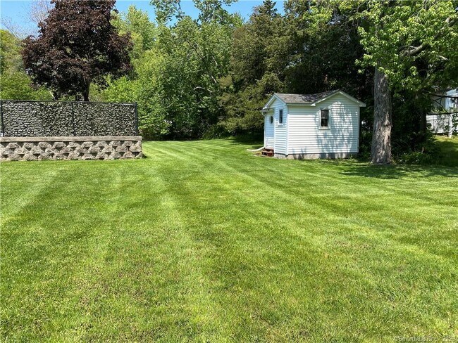 Building Photo - 14 Stonegate Dr