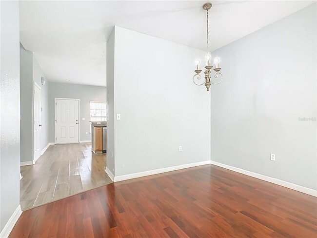 Building Photo - 2051 Winterset Dr