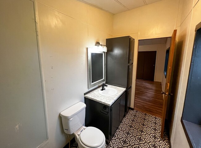 Building Photo - 8822 Holmquist Rd SE