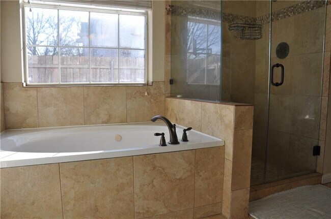 Building Photo - 19112 Ventana Ct