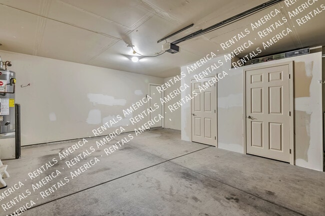 Building Photo - 3408 N Green Gulch Ct
