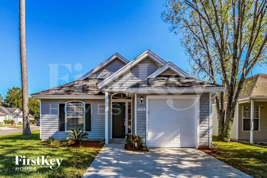 Building Photo - 2956 Centerwood Dr N