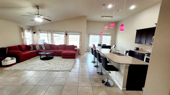 Building Photo - 1967 Mexia Dr