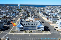 Building Photo - 1935 Oceanfront