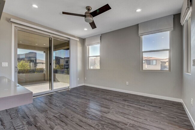 Building Photo - 6005 Andezano Dr