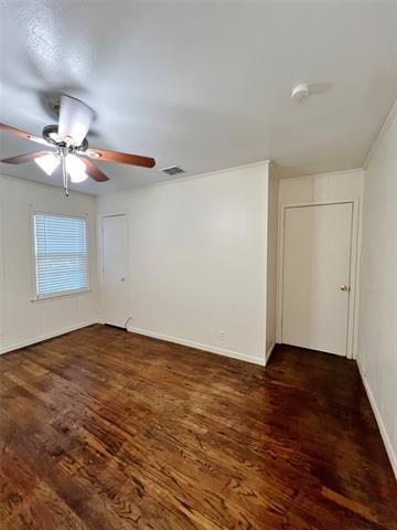 Building Photo - 1319 N Clay St