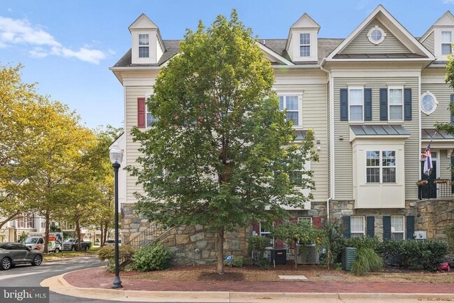 Building Photo - 5068 Minda Ct