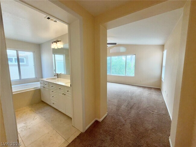 Building Photo - 1532 Sabatini Dr