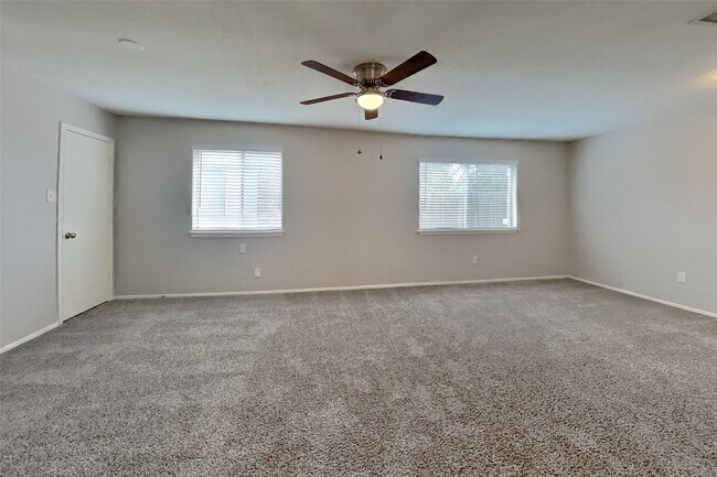 Building Photo - 22702 Market Square Ln