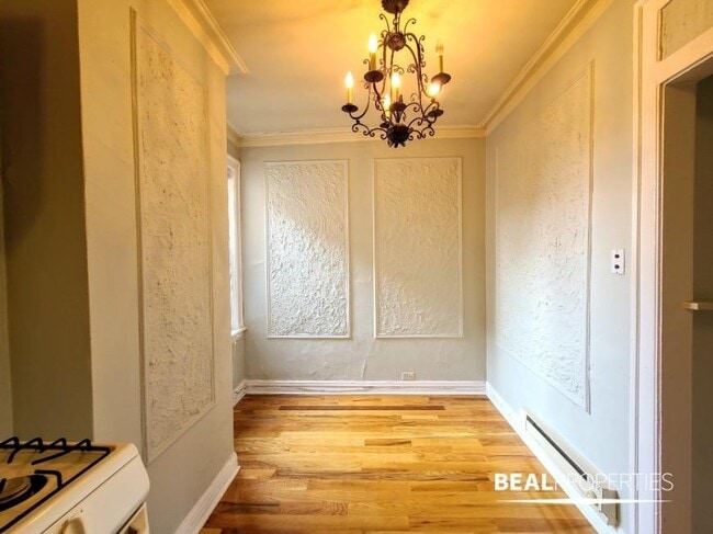 Building Photo - 0 bedroom in CHICAGO IL 60610